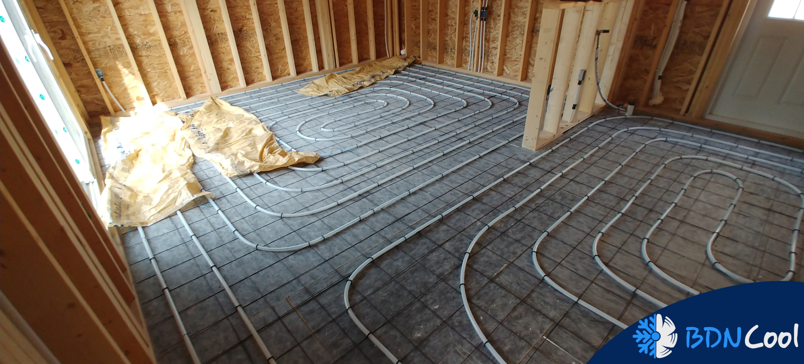 Padlófűtés és hűtés rendszerek: A legfontosabb előnyök és hátrányok